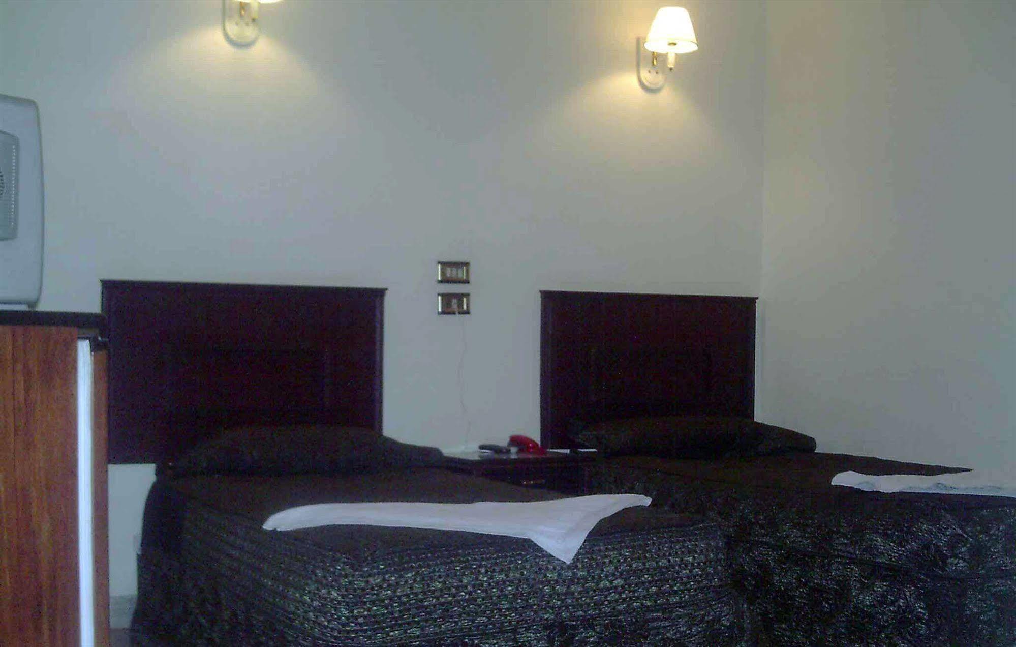 Nuba Nile Hotel Assuão Exterior foto